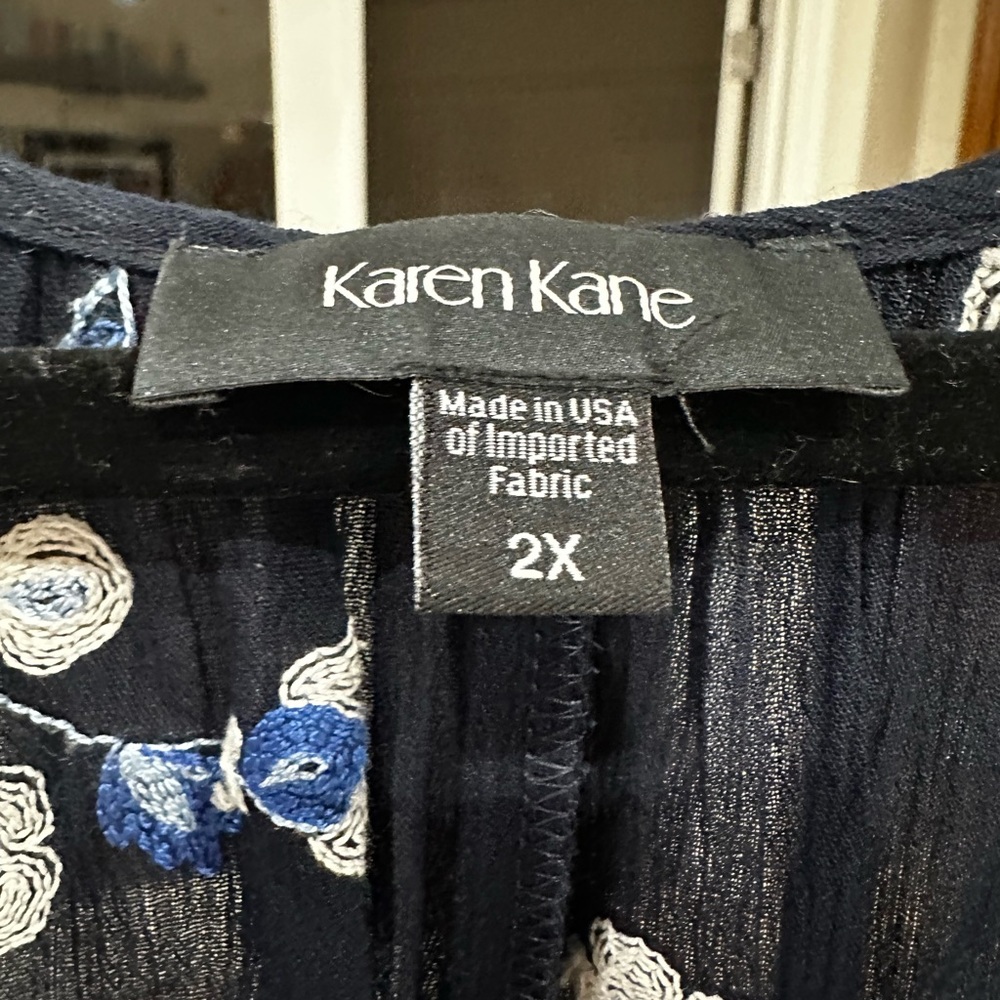 Karen Kane Black Floral Peasant Top Blouse Shirt Plus Size 2X - Picture 4 of 8